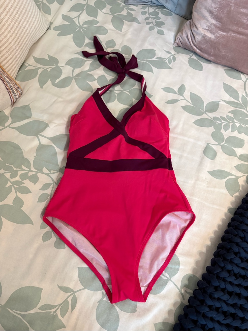 Boden Pink Santorini Halter One-Piece Swimsuit with Dark Berry Trim Size 6
